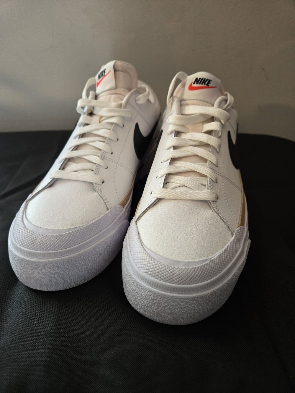 Nike Court Legacy Lift Women’s Size 9.5 White Black DM7590-100 - Picture 5 of 10